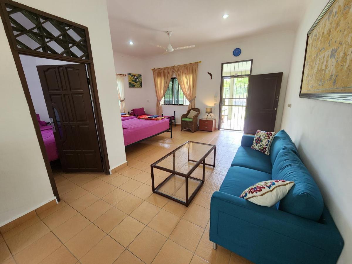 Hotel Mb Camp Singkil Gosongtelaga Exteriér fotografie